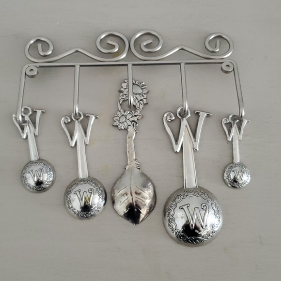 Measuring spoon "W" and sunflowers - Picture 5 of 8